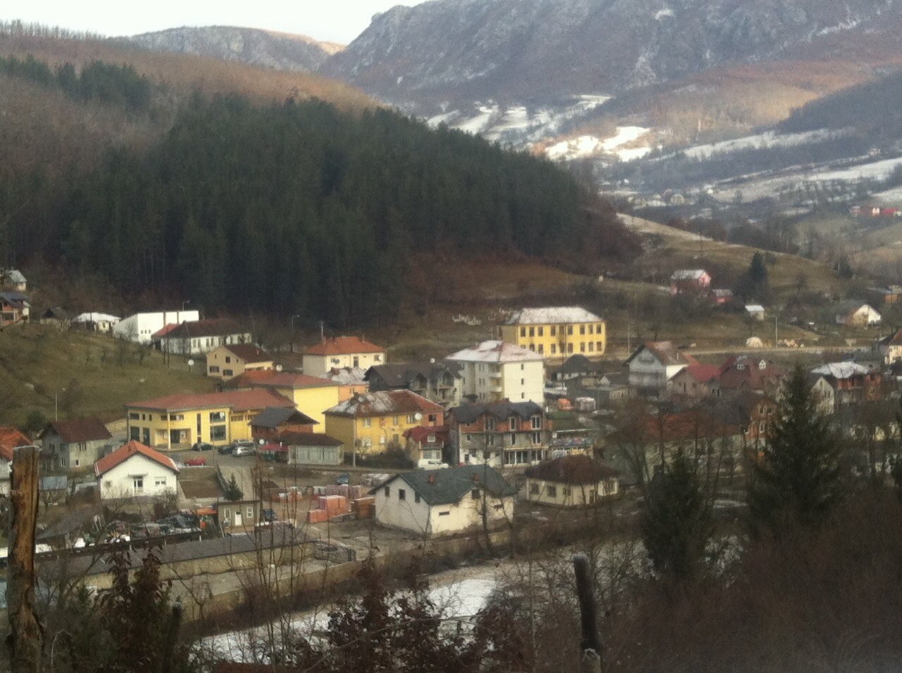 SVEMOGUĆE RUKE BIHORSKIH MAJKI