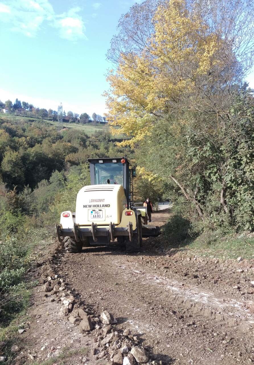 ASFALTIRANJE PUTEVA U LAGATORIMA, VRBICI, BORU, TRPEZIMA I CENTRU PETNJICE