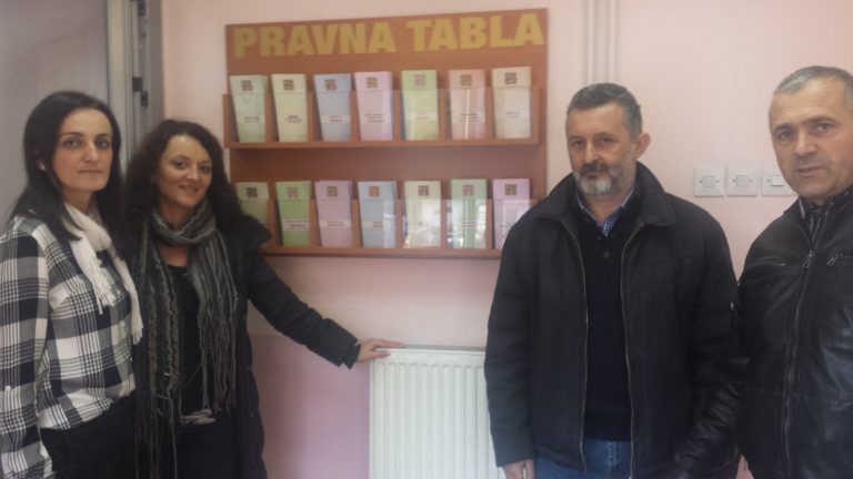 U PETNJICI POSTAVLJENA “PRAVNA TABLA”