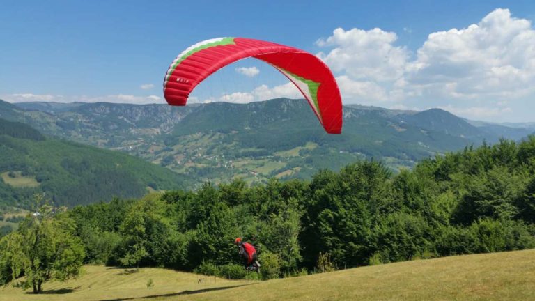 EKSKLUZIVNO: PETNJICA IZ VAZDUHA, SNIMAK IZ PARAGLAJDERA