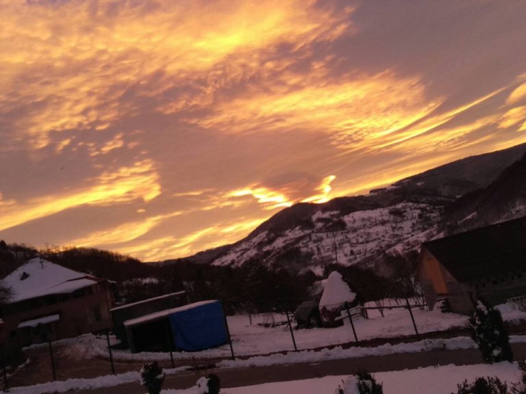 FOTO PRIČA SA “ZUBINOG KRŠA” – NEBO IZNAD TURIJAKA