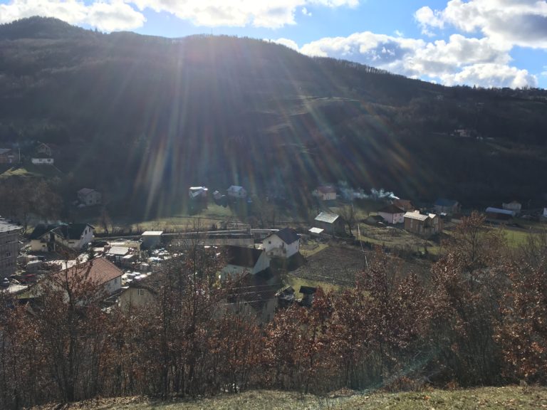 FOTO PRIČA: “ZUBATO” SUNCE U PETNJICI