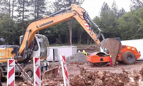 PETNJICA – BERANE: POVREMENI ZASTOJI U SAOBRAĆAJU NA STENICAMA ZBOG RADOVA