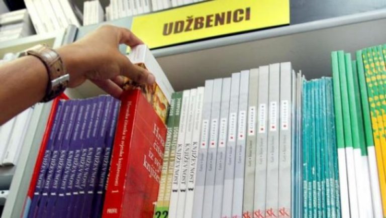 AKCIJA OPŠTINE: BESPLATNI UDŽBENICI ZA SVE ĐAKE PRVAKE IZ PETNJICE