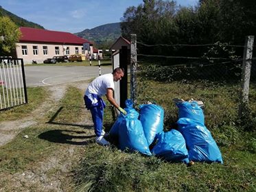 AKCIJA “NASTAVLJAMO DRUGAČIJE” U PETNJICI – SAKUPLJENO 20 TONA OTPADA