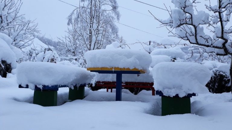 ZIMA SE NE PREDAJE: U BIHORU 60 CM SNIJEGA