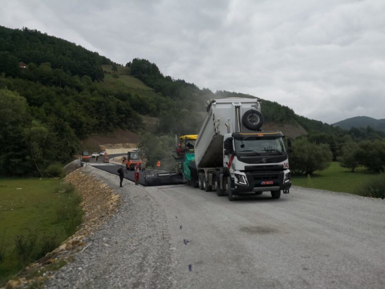 ASFALTIRANJE PUTA PETNJICA – BERANE: TOTALANA OBUSTAVA SAOBRAĆAJA OD 9 DO 14 ČASOVA