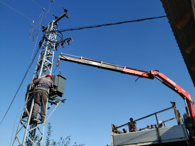 CEDIS ZA RADIO PETNJICU: ZAVRŠENI RADOVI NA DALEKOVODU DO PALJUHA, NAPAJANJE STRUJOM STABILNIJE