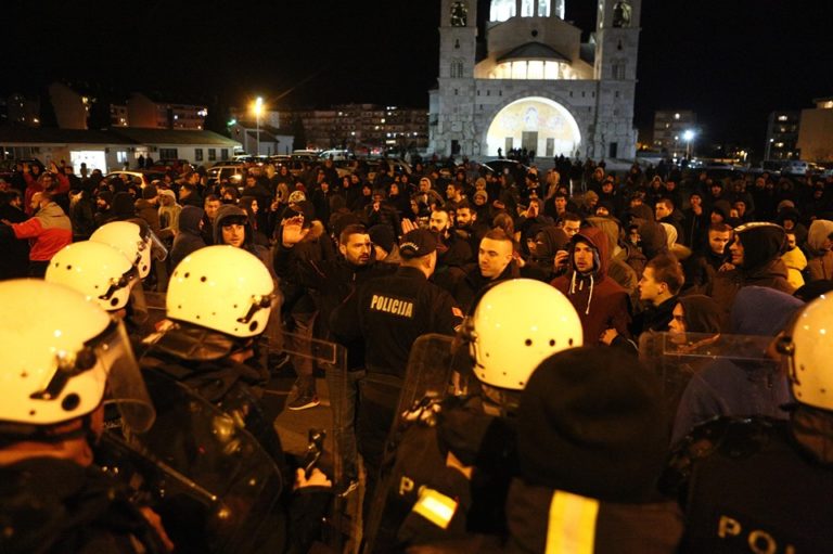 APEL 86 INTELEKTUALACA: SPRIJEČITI BEOGRAD DA DESTABILIZUJE CRNU GORU