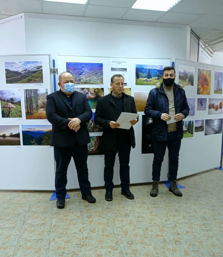 (FOTO I VIDEO) KONKURS “FOTOGRAFIJOM KROZ BIHOR” – URUČENE NAGRADE I OTVORENA IZLOŽBA