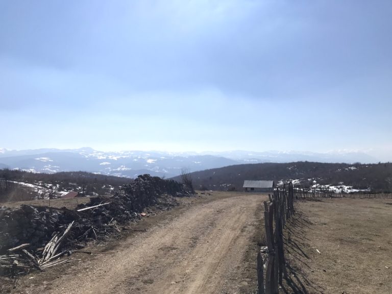 (VIDEO) PETNJICA:  POČELI RADOVI NA PUTU U ZASEOKU KOŽARI NA PONORU