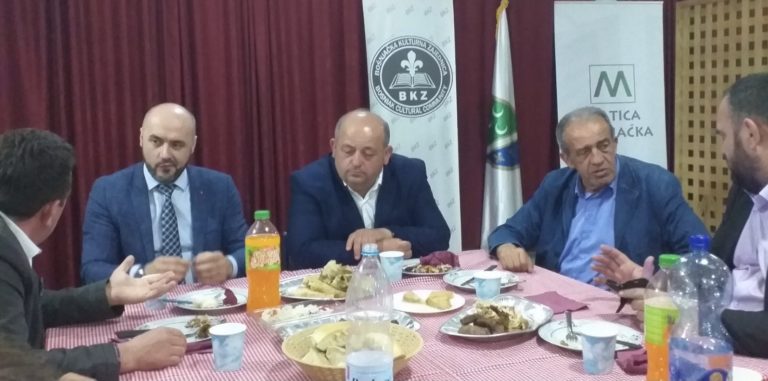 SINOĆ ORGANIZOVAN POSLJEDNJI IFTAR OVOGODIŠNJEG RAMAZANA