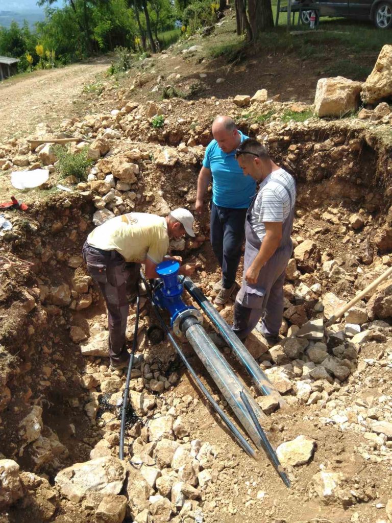 (FOTO I VIDEO) INTEZIVIRANI RADOVI NA VODOVODU “MUROVSKO VRELO”:  VODA USKORO DO MJEŠTANA GODOČELJA I TUCANJA