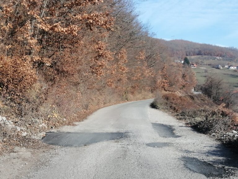 Završena sanacija udarnih rupa na putu Petnjica-Bioča