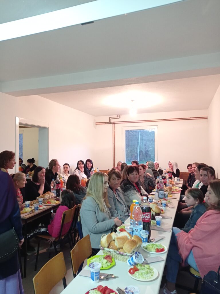 MEDŽLIS ISLAMSKE ZAJEDNICE IZ PETNJICE ORGANIZOVAO IFTAR ZA ŽENE POSTAČE