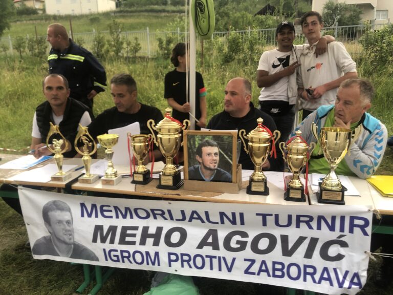 (FOTO I VIDEO) ROŽAJCI NAJBOLJI NA TURNIRU “IGROM PROTIV ZABORAVA – MEHO AGOVIĆ”