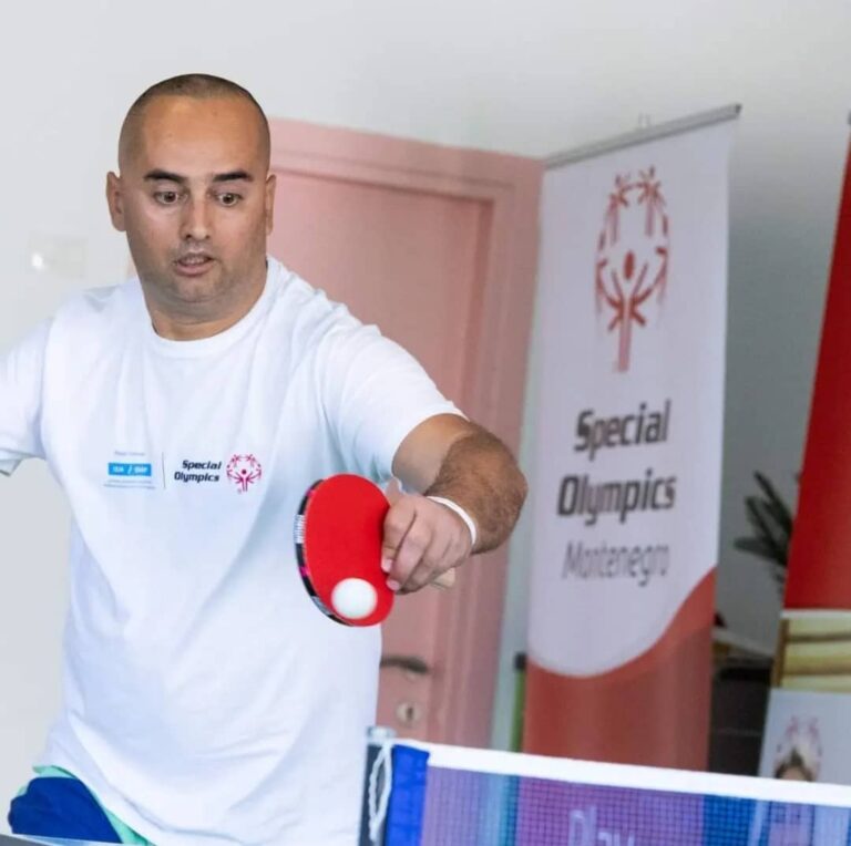Ramdedović uspješan na Specijalnoj Olimpijadi u Ulcinju: Okitio se srebrnom medaljom