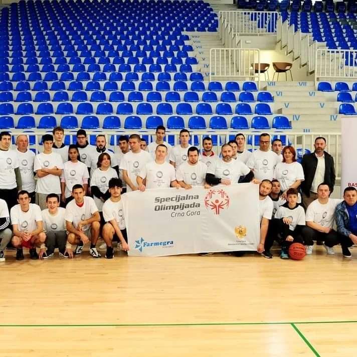 Specijalna Olimpijada: Denis i Miloš osvojili medalje na takmičenjima u inkluzivnoj košarci