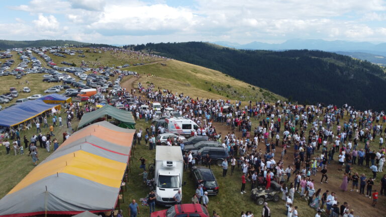 Vašar na Lađevcu oborio rekord u posjećenosti: Na tradicionalnom skupu više od 9.000 ljudi (FOTO I VIDEO)