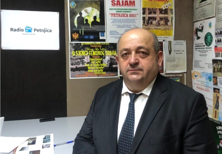 AGOVIĆ ODGOVORIO VULIĆU: URADIO SAM SVE PO ZAKONU, OD MONSTATA NIJESMO DOBILI JASNE INSTRUKCIJE