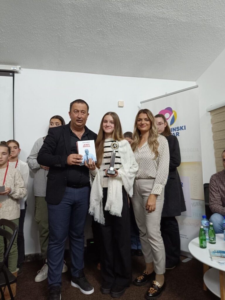 BIHORKE USPJEŠNE NA SMOTRI MLADIH PJESNIKA U TIVTU