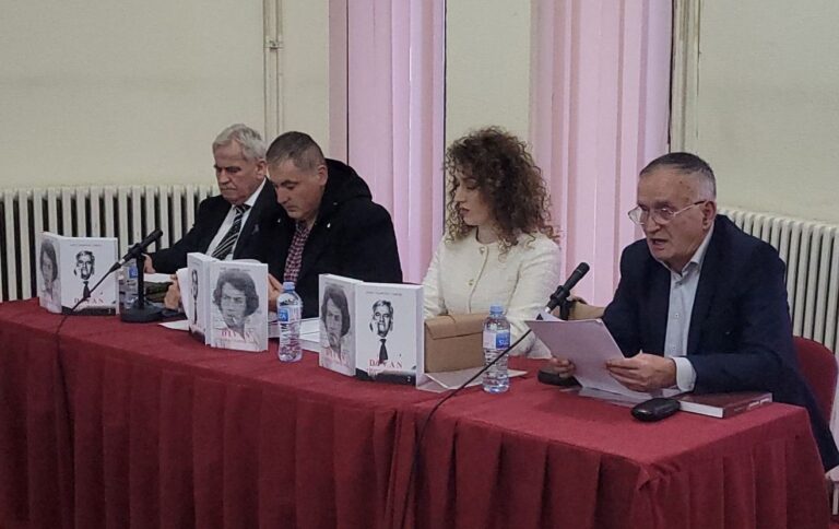 SVEČANA PROMOCIJA KNJIŽEVNOG OPUSA SAFETA HADROVIĆA VRBIČKOG U PLAVU