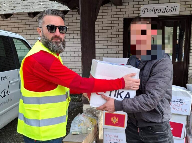 Humanitarni fond – Hilal podijelio Ramazanaske pakete 