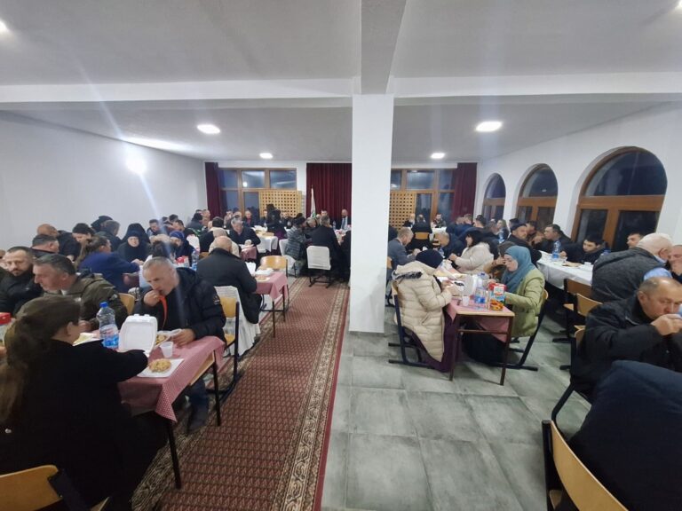 SPP CG ORGANIZOVAO IFTAR ZA POSTAČE IZ BIHORA I SANDŽAČKIH GRADOVA