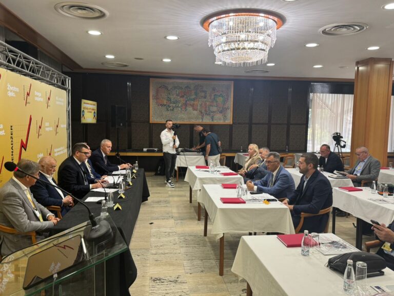 Milutin Đukanović na Međunarodnom biznis forumu u Sarajevu: Vještačka inteligencija – saveznik energetske tranzicije