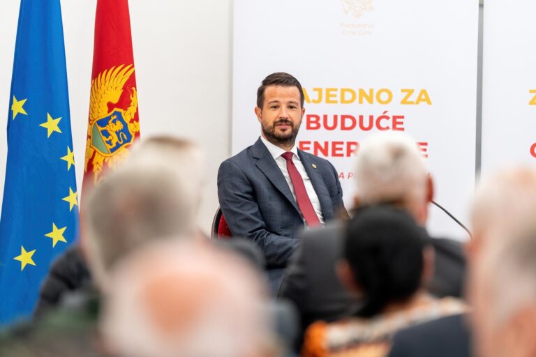 Predsjednik Milatović sa građanima Petnjice: Vrijeme je promjena za bolju Crnu Goru