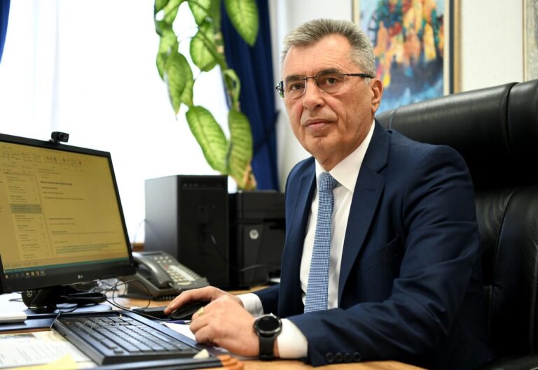 MILUTIN ĐUKANOVIĆ: NASLIJEĐENI PROBLEMI (1)