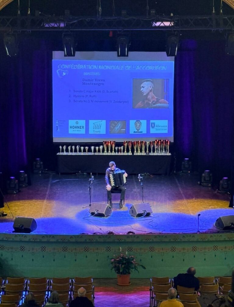 Svjetski uspjeh Damira Vreve: 5. mjesto na ‘Trophee Mondial de l’Accordeon’ i priznanje među najboljim harmonikašima!