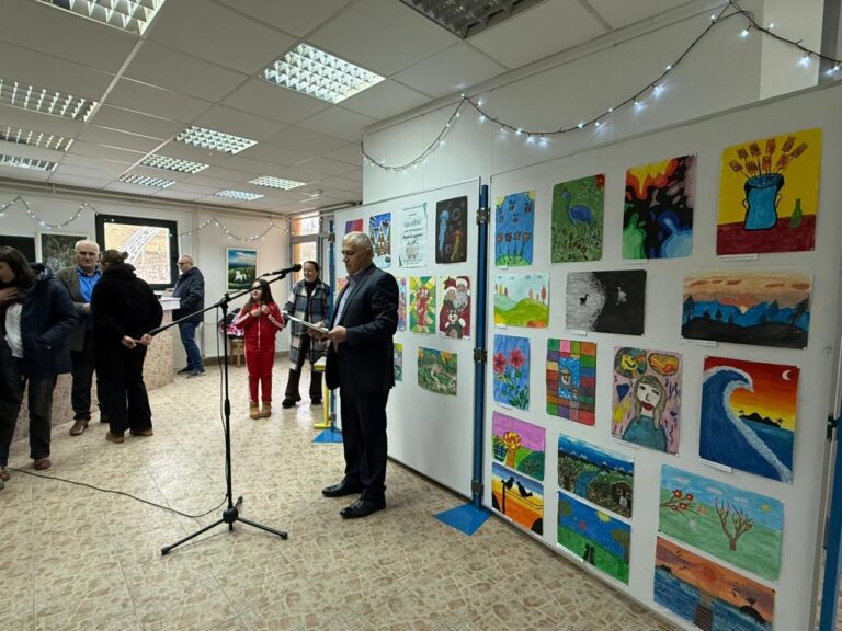 Azra Latić, Arijana Adrović i Dilara Tiganj pobjednice likovnog konkursa BOJOM TI GOVORIM (FOTO)