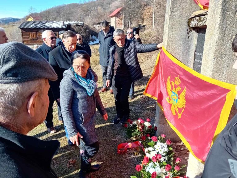 UBNOR Petnjica položio vijenac na „Krake“ i zatražio reakciju SUBNOR-a zbog nepravilnosti u radu udruženja