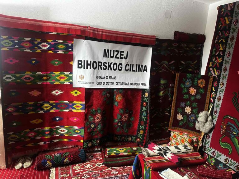 OTVOREN MUZEJ BIHORSKOG ĆILIMA